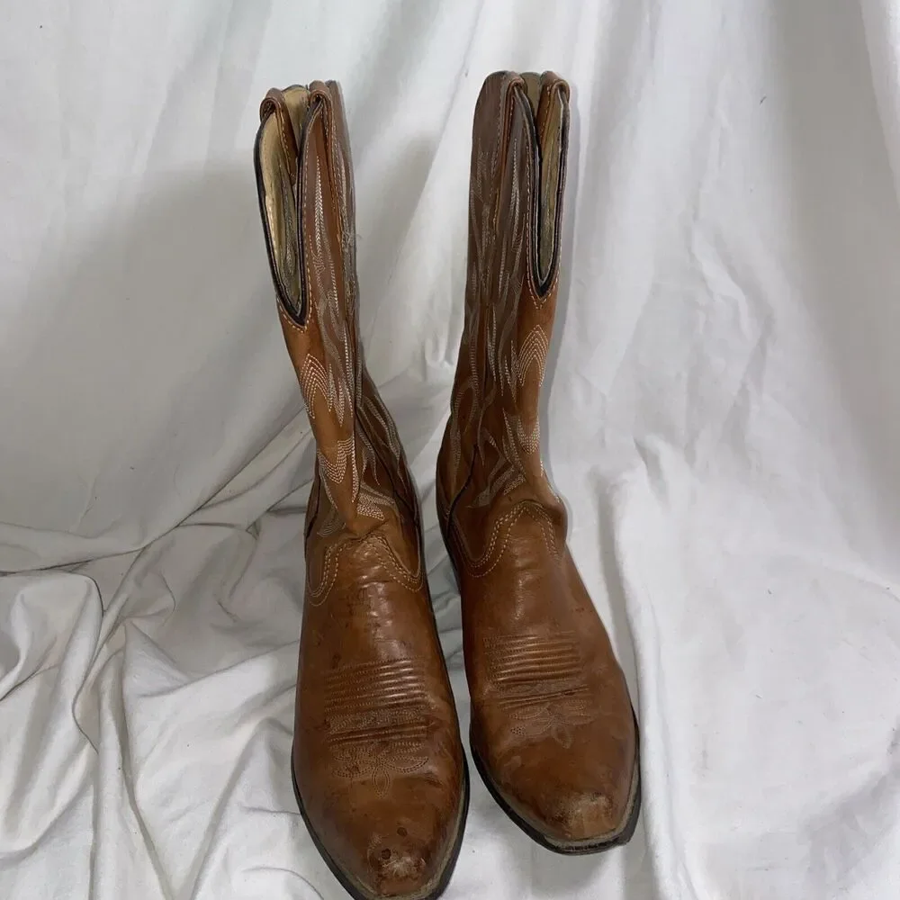 Nocona Western Cowboy Boots Men 10B Leather Brown NL1604 Pointed Toe country